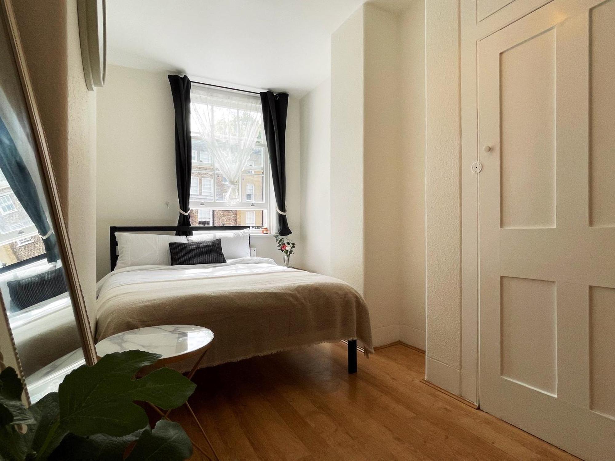 Harper's Place Near Kings Cross - 2 Double Beds, 1 Sofa Bed, Great Location, Ideal For Families Apartamento